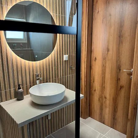 Solmera Apartman Néa Péramos