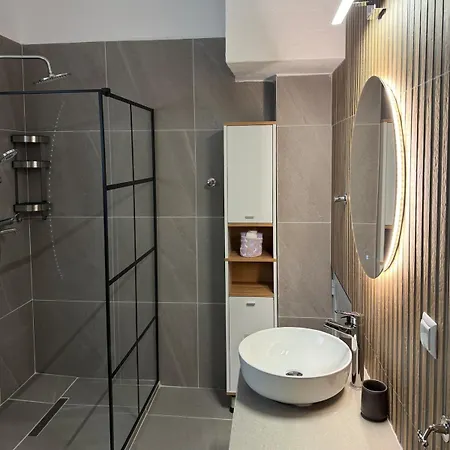 Solmera Néa Péramos