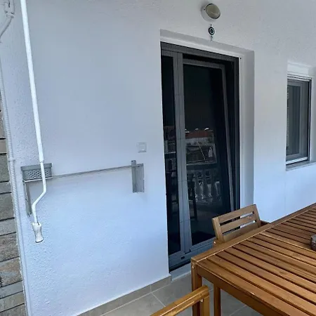 Solmera * Néa Péramos