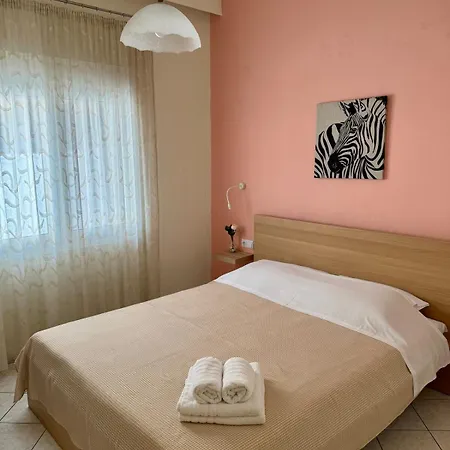 Solmera Néa Péramos